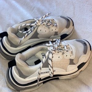 balenciaga second hand trainers